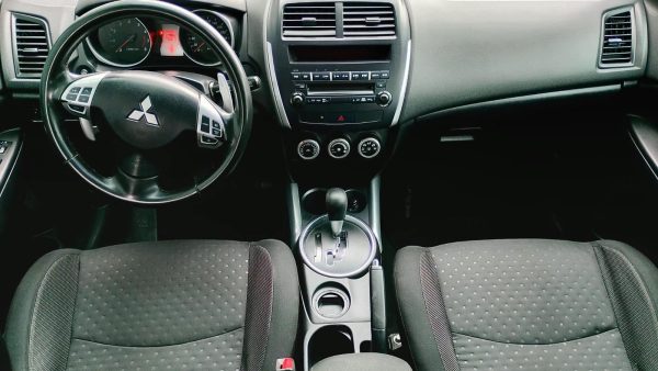 Mitsubishi - ASX 2.0 16V - Image 10