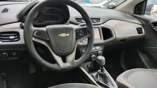 Chevrolet - Prisma lt 1.0 - Image 13